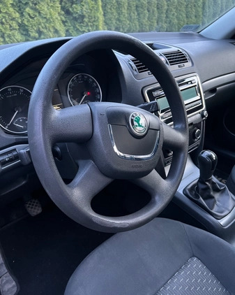 Skoda Octavia cena 16900 przebieg: 222850, rok produkcji 2010 z Słomniki małe 92